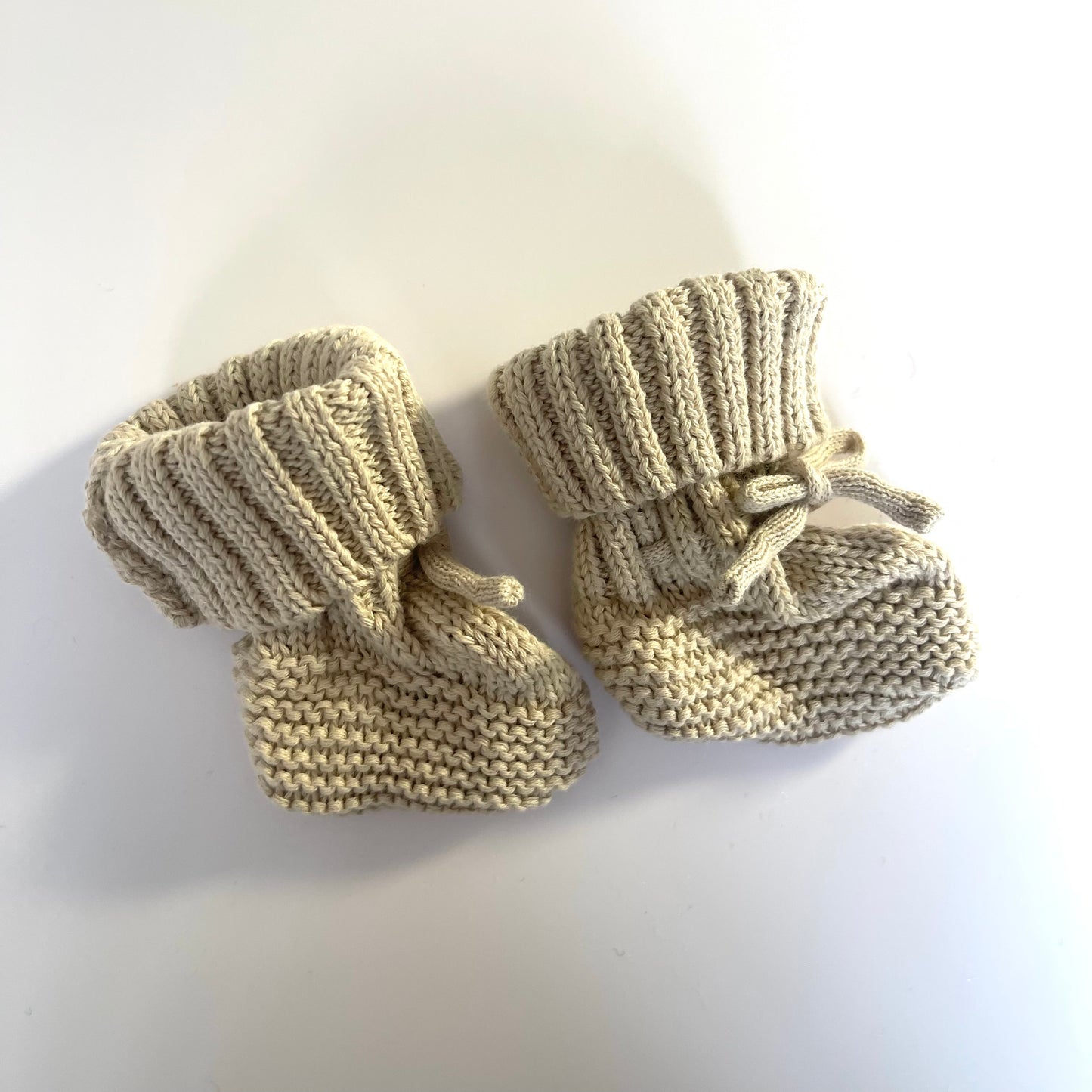 Knitted Booties with Drawstring