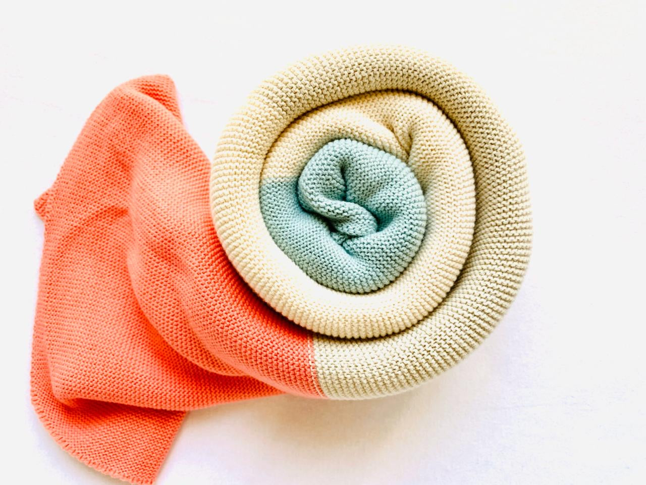 Knitted Blanket - Tia