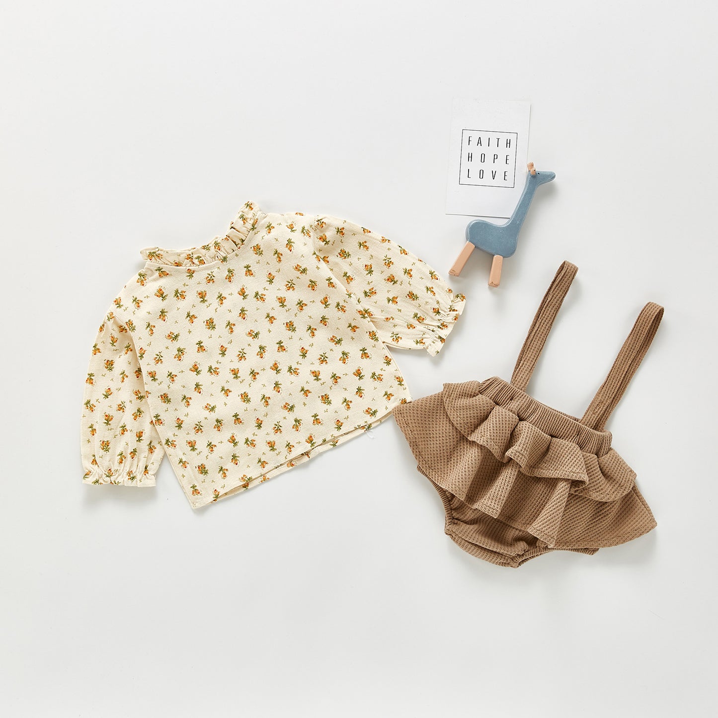 Waffle knit suspender skirt and floral blouse Set - Beige