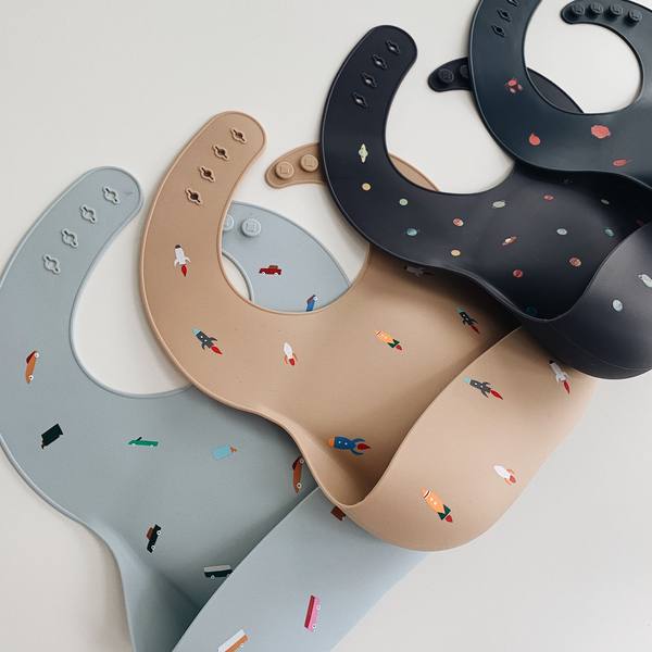 Mushie Silicone Bib - Brown Safari