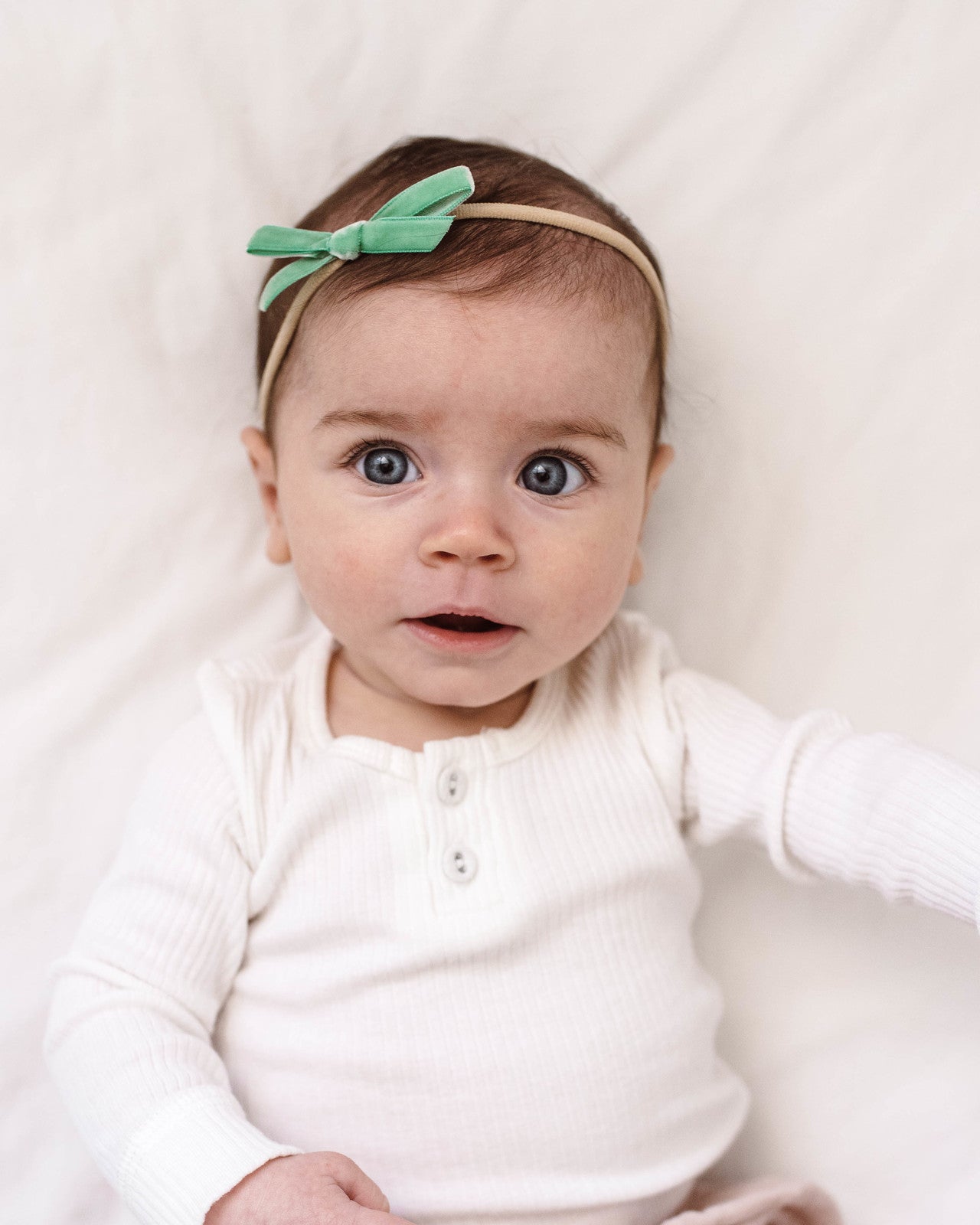 Snuggle Hunny Kids Petite Velvet Bow - Olive Green