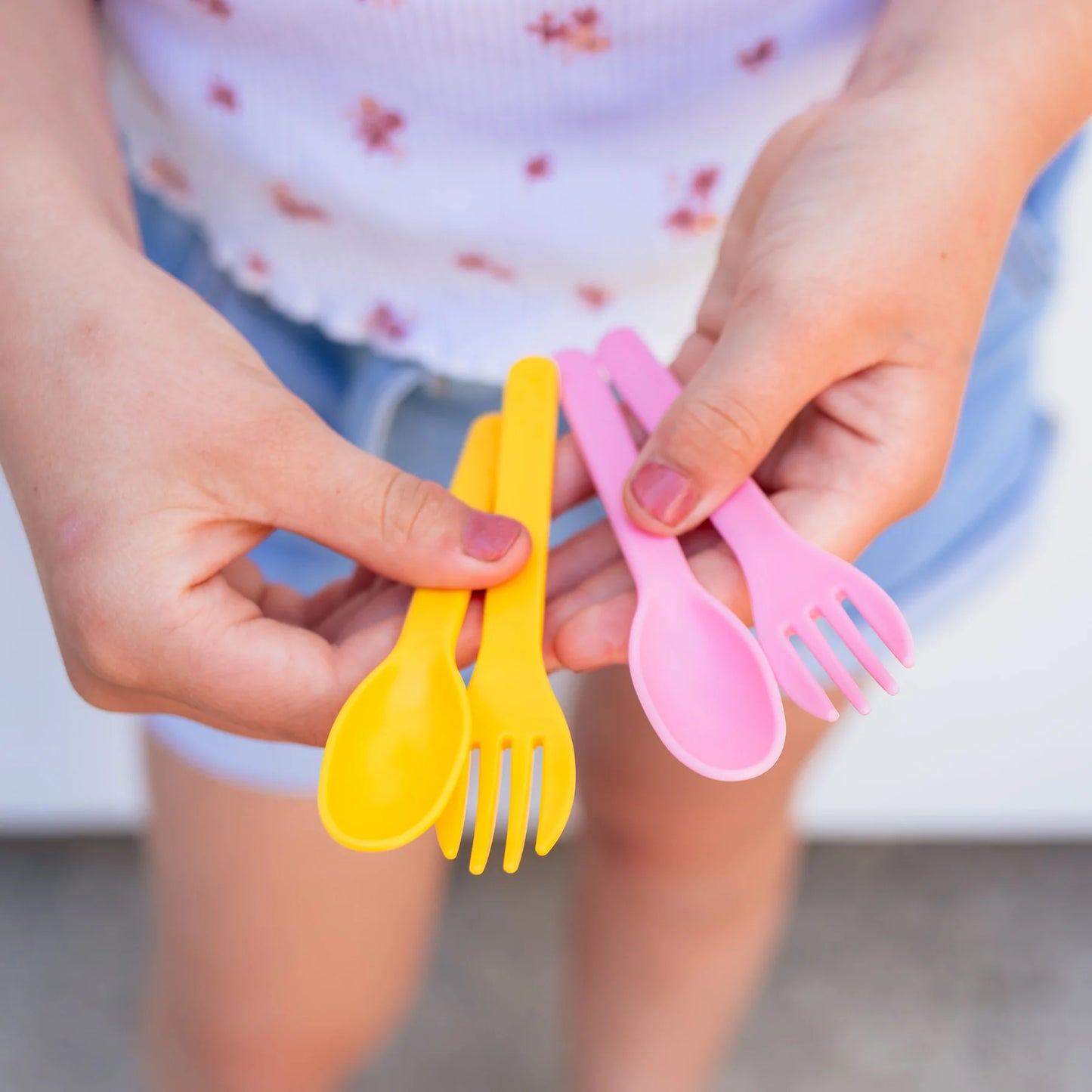 MontiiCo Kids Cutlery Set of 4 | Pink & Yellow