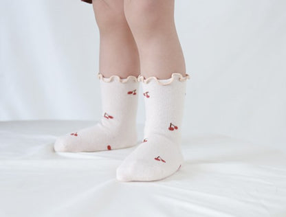 Frill Patterned Socks